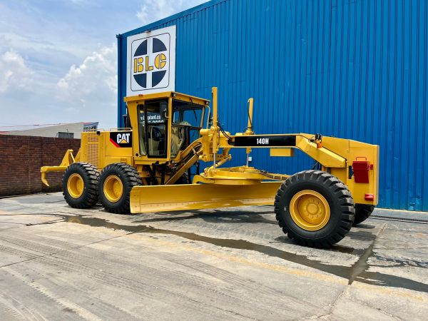 CAT 140H (5HM03157)