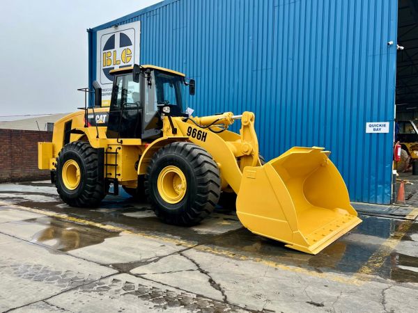 CAT 966H (BJ601517)