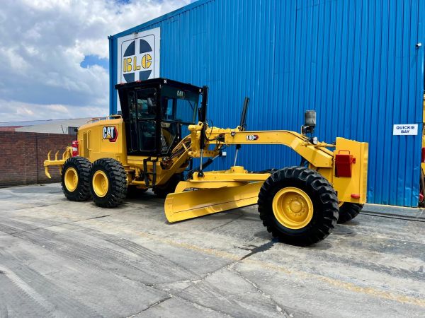 CAT 140GC (W9200364)