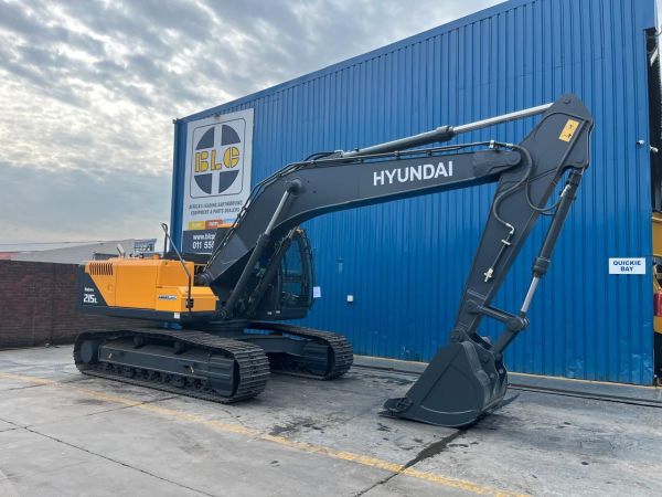 HYUNDAI R215L (HYNDN635VE0071139)