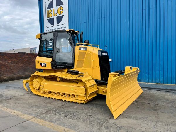 CAT D5K (YT302165)